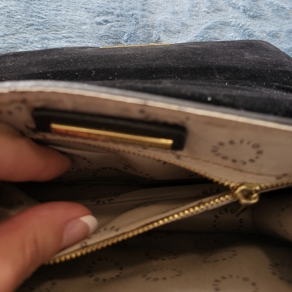 BCBGeneration Milly Crossbody Black Leather Bag With Adjustable Chain Strap - Picture 5 of 8